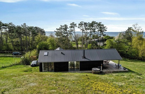 Hoensinge House | Architect-designed dream home in Ebbeløkke