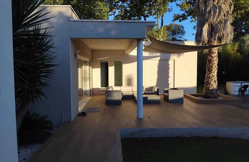 Salleles-d'Aude Villa | Architect-designed villa, not overlooked, heated pool, 30 minutes from the beach at Gruissan