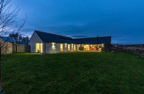 Westhill House | Architect Designed Barn, Beautiful Location