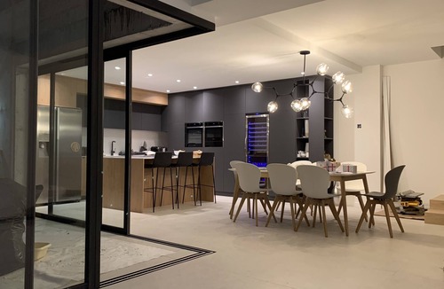 Falicon Villa | Architect-designed 9-room villa