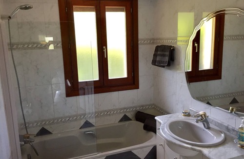 Hondarribia Villa | Architect-designed golf villa in HONDARRIBIA near SAN SEBASTIAN