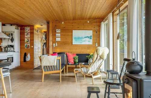 Lihme House | Architect-designed house near Gyldendal harbour