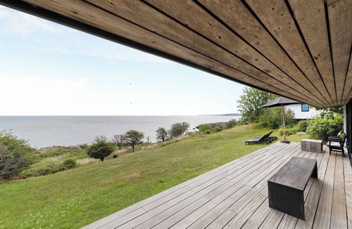 Gudhjem House | Architect designed holiday home with sea view