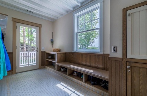 Delavan Lake House | Architect Designed Lake Delavan Home with Private Pier Treehouse Deck