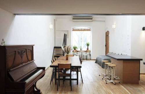 Saint-Victor Apartment | ARCHITECT-DESIGNED LOFT ON THE OLD PORT