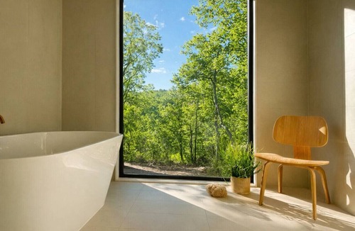 Hiawassee House | Architect-Designed Luxury Lodge Hot Tub Views