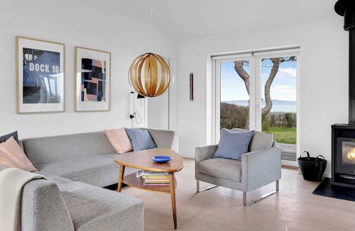 Horve House | Architect-designed summer house with sea view