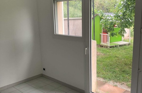 Saint-Peray Villa | Architect-designed villa with private pool