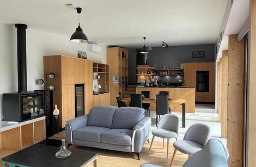 Nivillac House | Architect-designed wooden house with breathtaking panoramic view of the Vilaine river