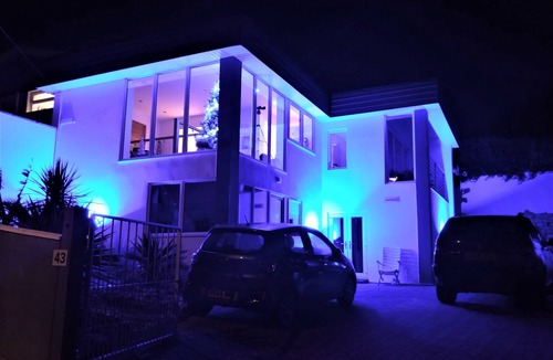 Torquay City Centre Apartment | Architect Designedn FIVE STAR SUITEnTWO BEDROOMS nAmazing SEAVIEWSnnnnnnnnn