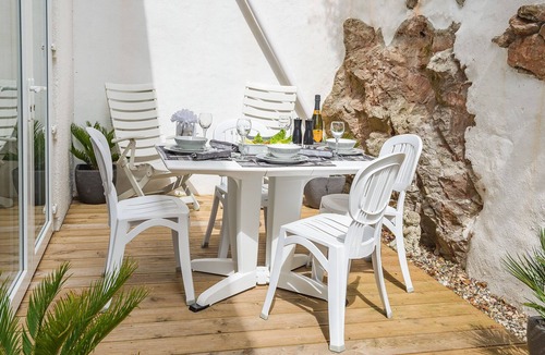 Torquay City Centre Apartment | Architect Designedn FIVE STAR SUITEnTWO BEDROOMS nAmazing SEAVIEWSnnnnnnnnn