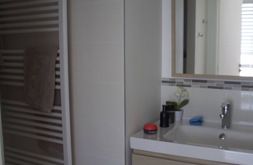 Le Bourget-du-Lac House | Architect house, lakeside, with pool