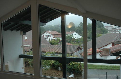 Ascain House | Architect house built in 2011 mountain view