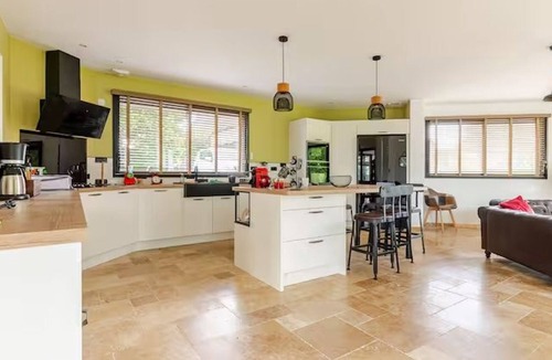 Soulitre Cottage | Architect house with heated pool and secure park