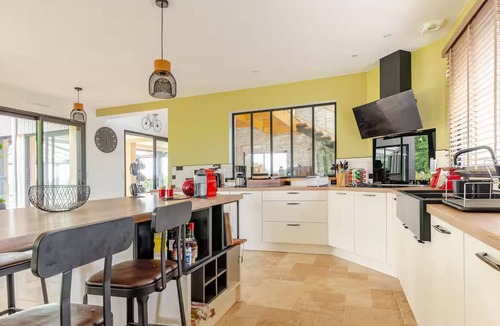 Soulitre Cottage | Architect house with heated pool and secure park