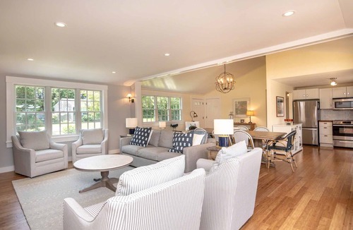 Edgartown House | Architect-Renovated Edgartown Cape With Pool