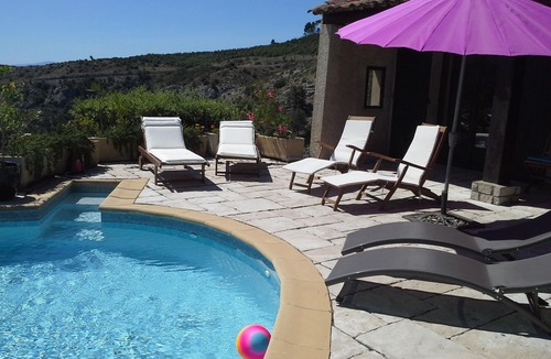 Esparron-de-Verdon Villa | Architect's house, rustic style, will seduce you by its environment