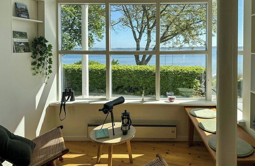 Holbaek House | Architect's home with orangery and fjord views