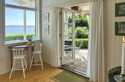 Holbaek House | Architect's home with orangery and fjord views