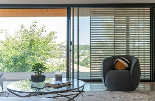 Saint-Gely-du-Fesc Villa | Architect Villa with Infinity Pool and Hillside Views near Montpellier