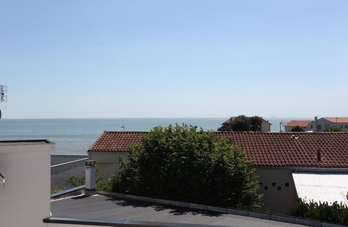 Vaux-sur-Mer Villa | Architect Villa Seaview