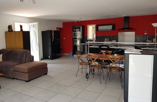 Senas Villa | ARCHITECT VILLA WITH POOL - SPA AND BETWEEN AIX MARSEILLE Arles Avignon