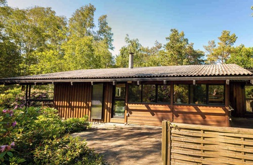 Store Fuglede House | Architectdesigned 1976 summer house near beach
