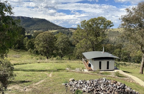 South Bowenfels Cabin | Architectural Mountain Eco Pod