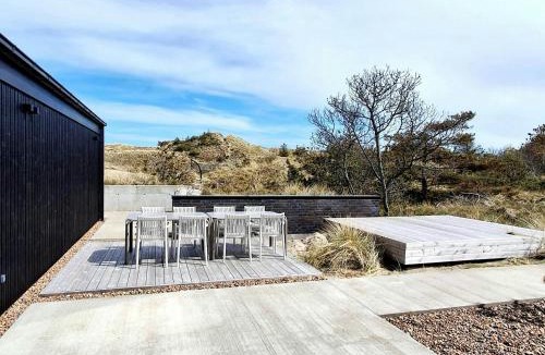 Aalbaek House | Architectural Peach And Minimalism In The Dunes