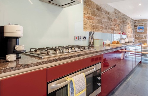 Newlyn House | Architecturally designed fishing warehouse conversion