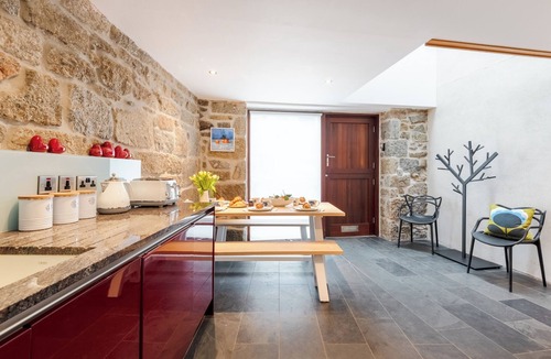 Newlyn House | Architecturally designed fishing warehouse conversion