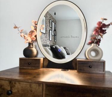 Hillrise Apartment | Archway Retreat with Easy City Access