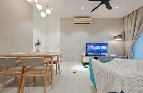 Mont Kiara Apartment | Arcoris Mont Kiara