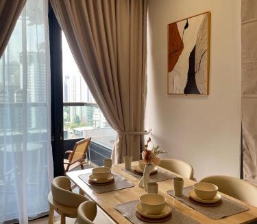 Mont Kiara Apartment | Arcoris SOHO Mont Kiara 2B2B, Home Stay