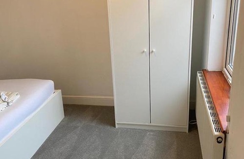 Northampton Apartment | Arcrom Luxury Suite