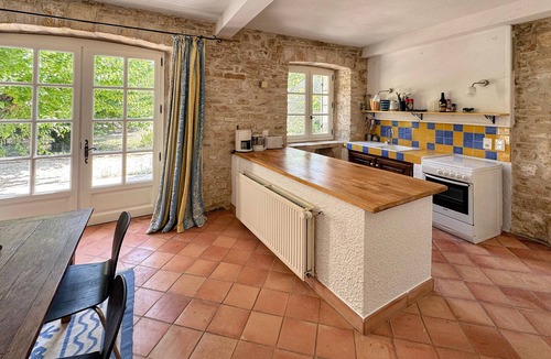 Le Garn Apartment | Ardèche vacation apartment in a quiet location