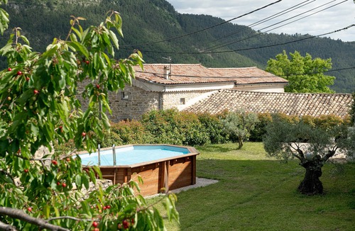 Vesseaux House | Ardéchoise stone house with character private pool 6-8 pers