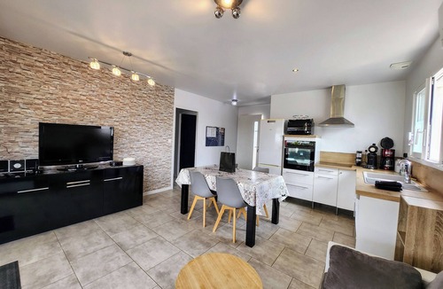 Joyeuse Villa | Ardèche, Air-conditioned Odalys gite, Heated swimming pool