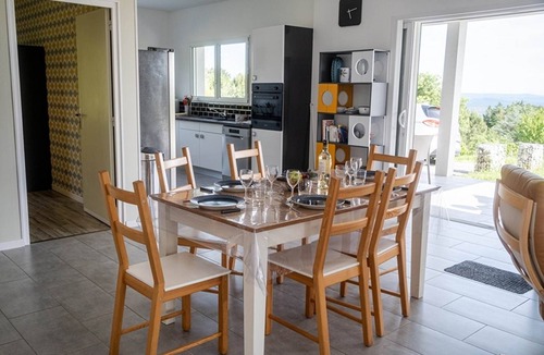 Tauriers House | Ardèche Home - Gite le Cocon - A single-storey villa with swimming pool rated 4*.
