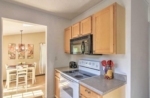 Arden House | Arden Cottage with Fire Pit - 11 Mi to Asheville