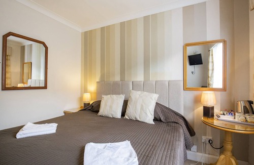 Liberton House | Arden Guest House, Craigmillar Castle Edinburgh