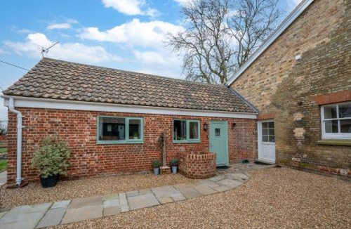 Sudbury House | Ardley Cottages