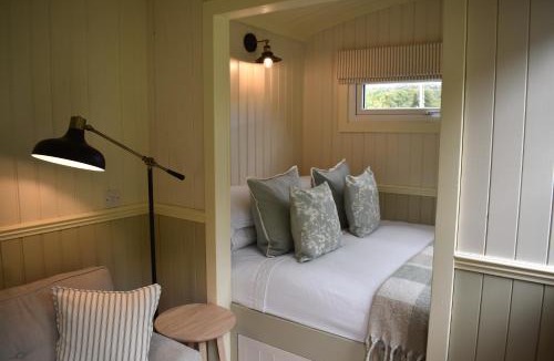 Inverkirkaig Ski Chalet | Ardmore Shepherd's Hut