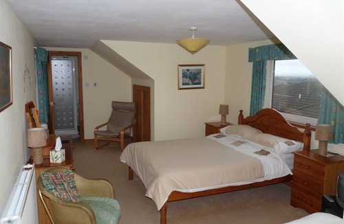 Mauchline Bed & Breakfast | Ardwell Bed & Breakfast