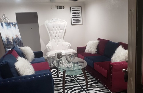 Northeast Dallas Condo | Are you All about Location & Luxury?!?!