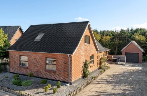 Bedsted House | Are you dreaming of a cozy family vacation in a quiet environment, not far from the fjord and the se