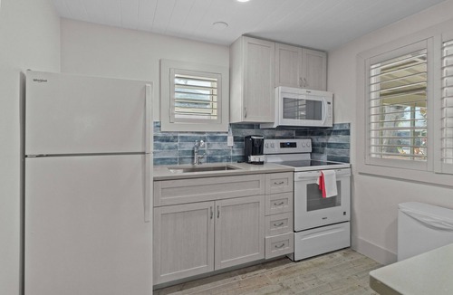 Captiva Cottage | Are you looking for a quaint fishing village in the heart of Captiva Island? - Jensen's Cottage #01