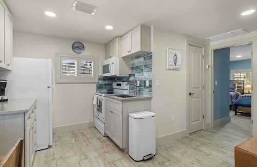 Captiva Cottage | Are you looking for a quaint fishing village in the heart of Captiva Island? - Jensen's Cottage #04