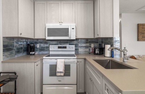 Captiva Cottage | Are you looking for a quaint fishing village in the heart of Captiva Island? - Jensen's Cottage #09