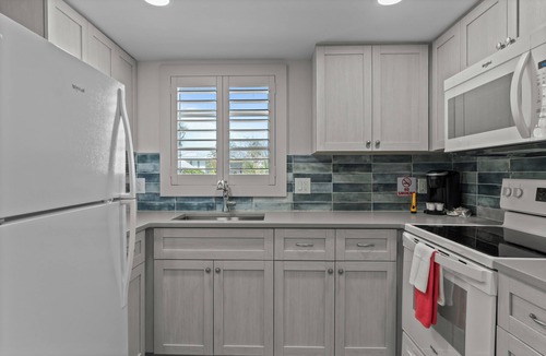 Captiva Cottage | Are you looking for a quaint fishing village in the heart of Captiva Island? - Jensen's Cottage #12